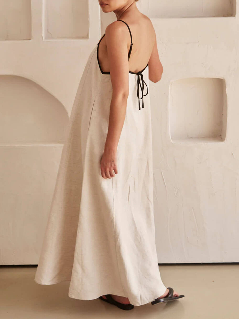 A-Linien-Kleid mit kontrastierenden Strapsen im Summer Vibe-Stil