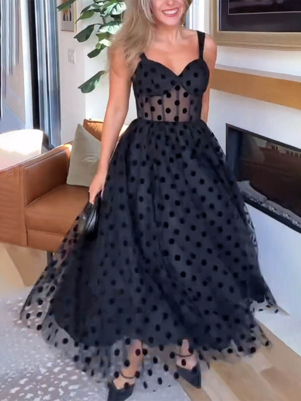 Exquisites, perfektes Tüll-Bustier-Midikleid in A-Linie mit Tupfen und Herzausschnitt