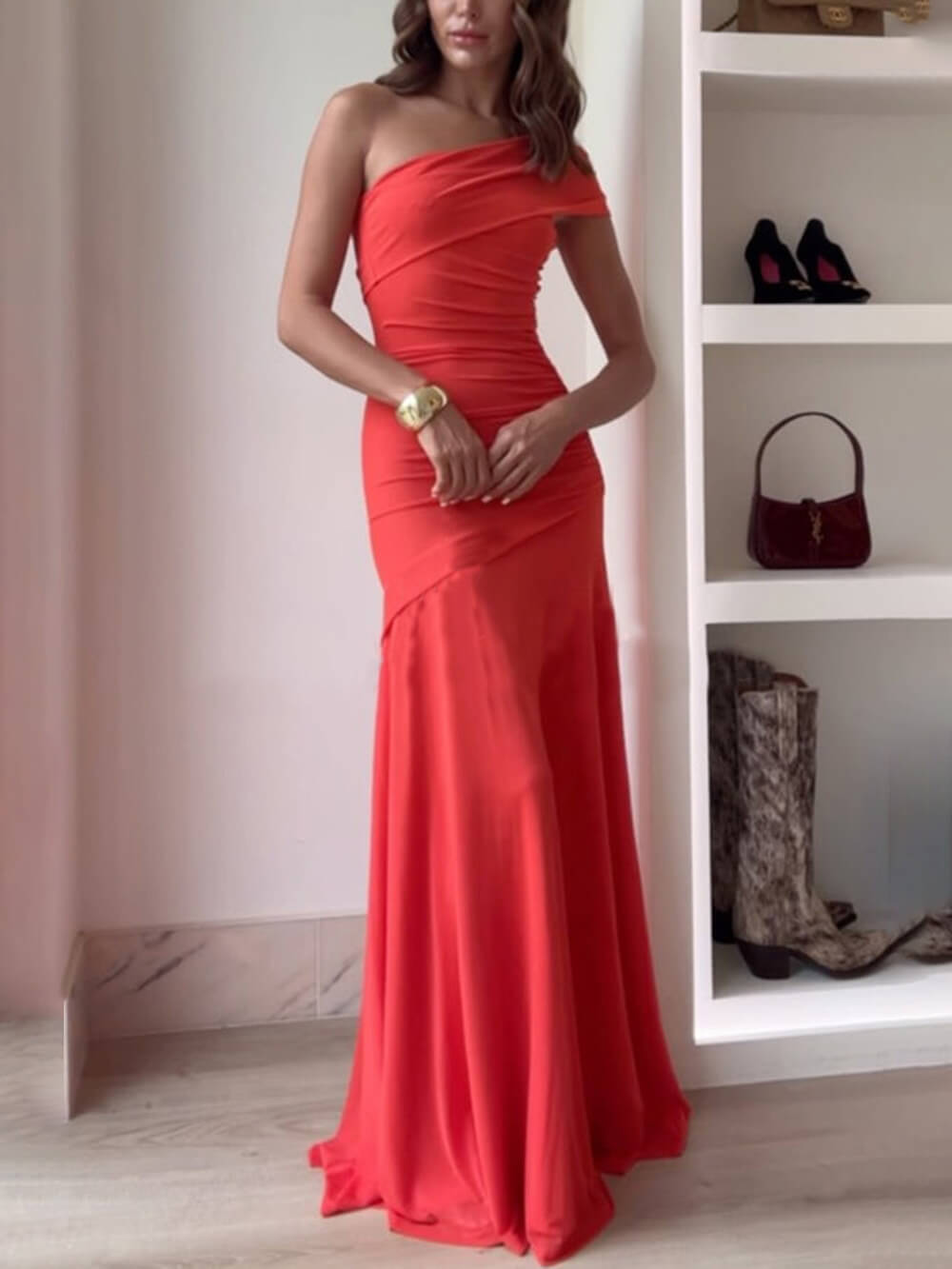 Elegantes, müheloses, schulterfreies, gerüschtes Stretch-Maxikleid aus Netzstoff