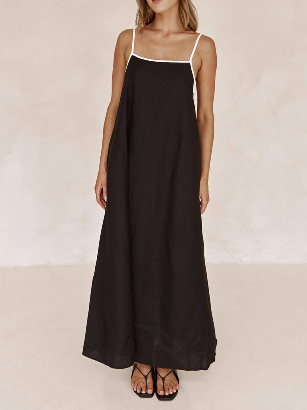 A-Linien-Kleid mit kontrastierenden Strapsen im Summer Vibe-Stil