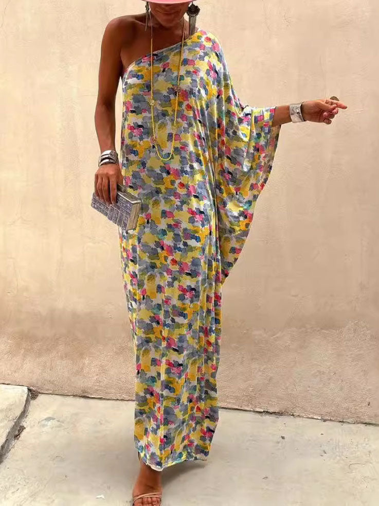 Lässiges, schulterfreies Maxikleid mit Tintenfarbdruck