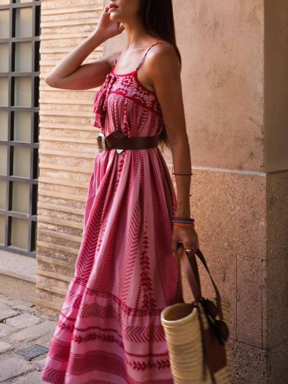 Gehäkeltes Patchwork-Maxikleid im Ethno-Stil