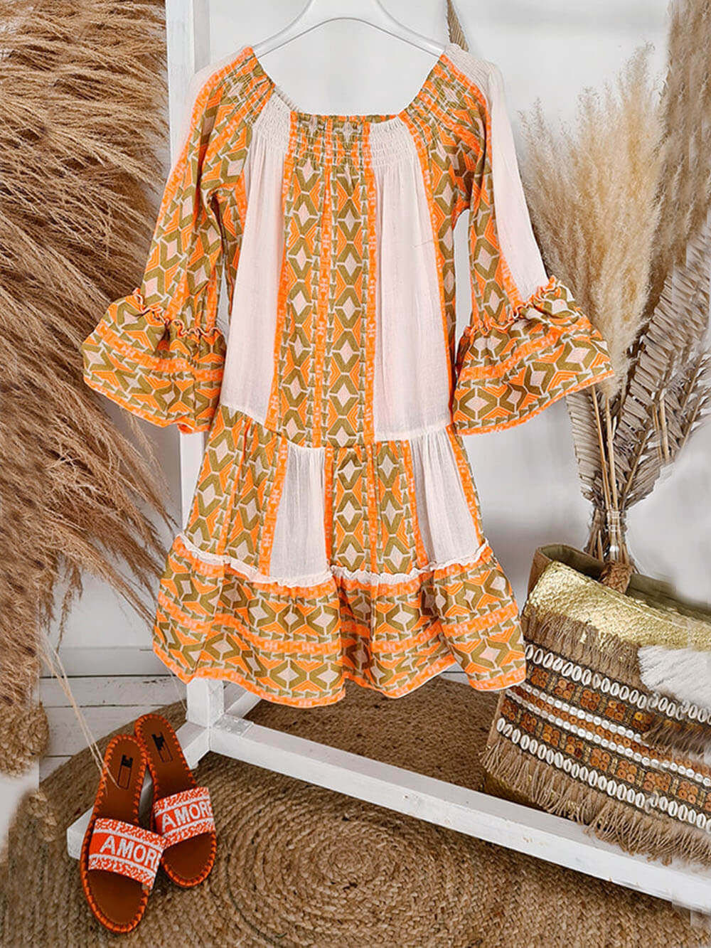 Lockeres Minikleid aus Leinenmischung mit ethnischem Print und schulterfreiem Schnitt
