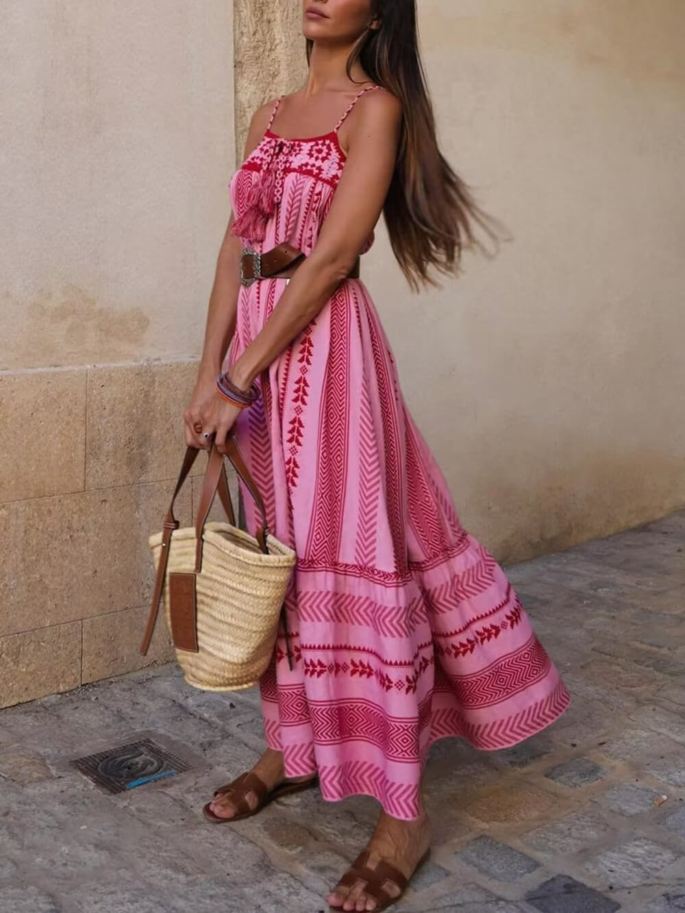 Gehäkeltes Patchwork-Maxikleid im Ethno-Stil