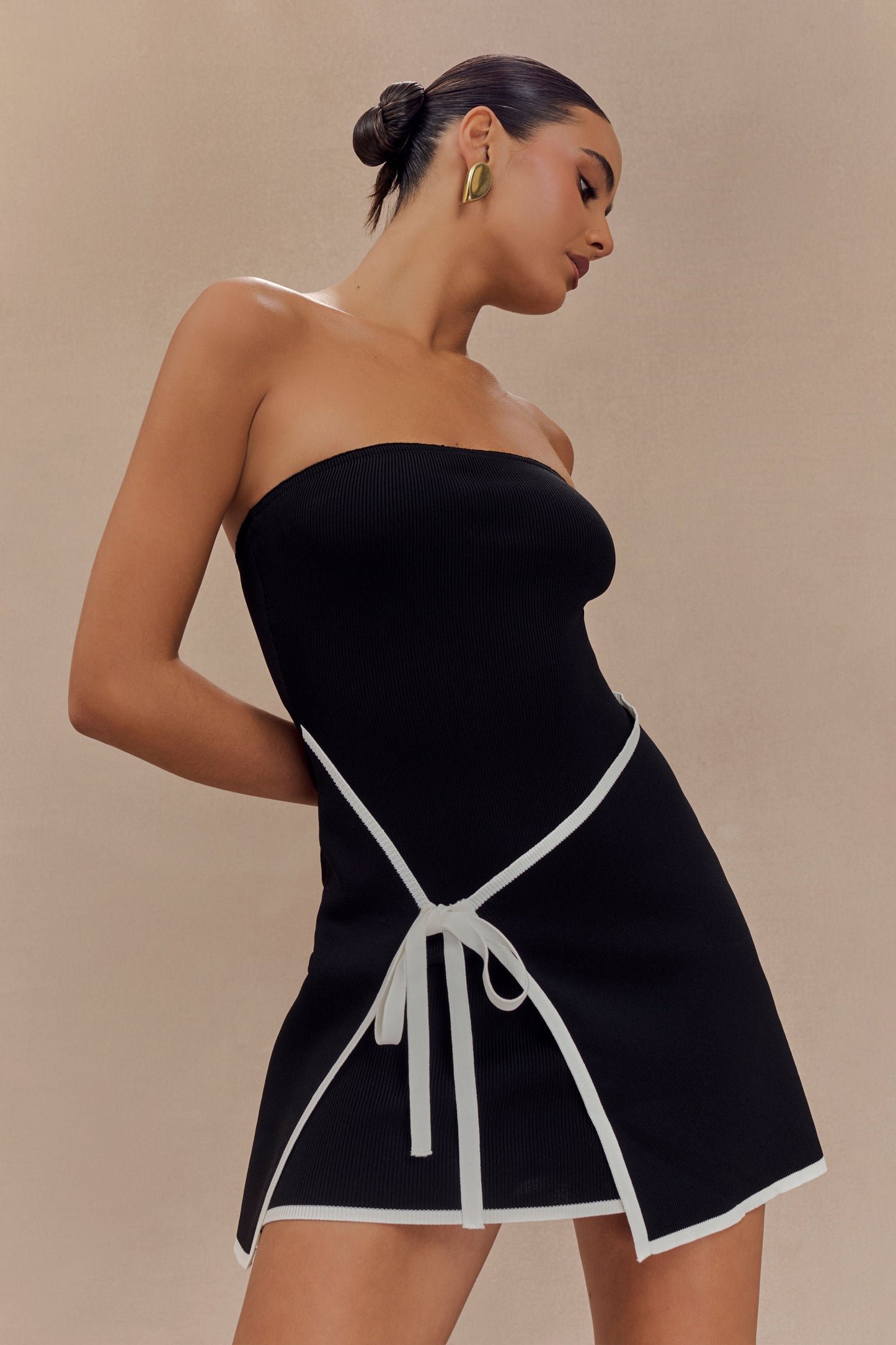 Trägerloses Minikleid Rian aus Strick