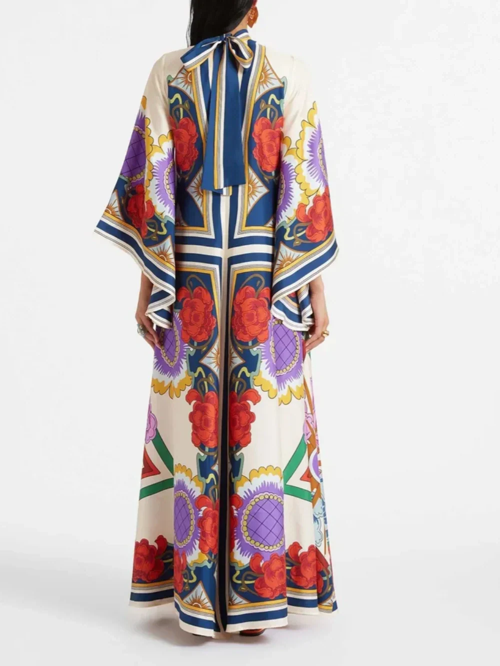 Exquisites Maxikleid mit Blumendruck und drapierten Wasserfallärmeln