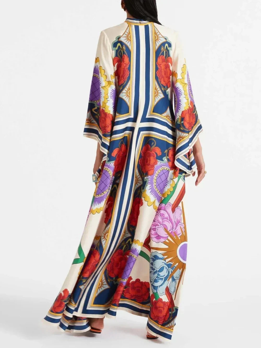Exquisites Maxikleid mit Blumendruck und drapierten Wasserfallärmeln
