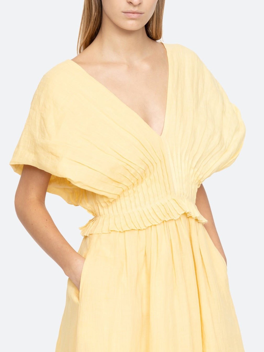 Midikleid mit übergroßen Ärmeln