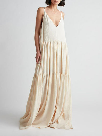 Sommerurlaub – Maxikleid mit tiefem V-Ausschnitt und Riemchen