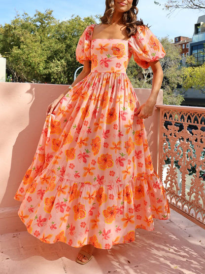 Maxikleid mit Puffärmeln, Blumendruck auf der Rückseite und gesmokten Taschen