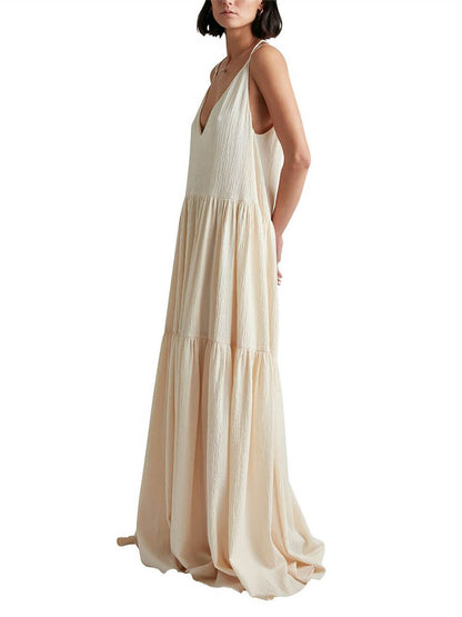 Sommerurlaub – Maxikleid mit tiefem V-Ausschnitt und Riemchen