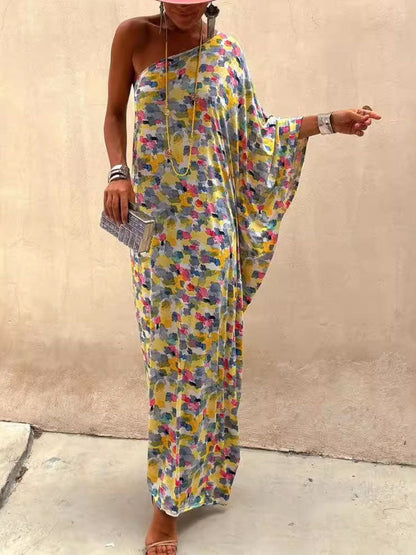 Lässiges, schulterfreies Maxikleid mit Tintenfarbdruck