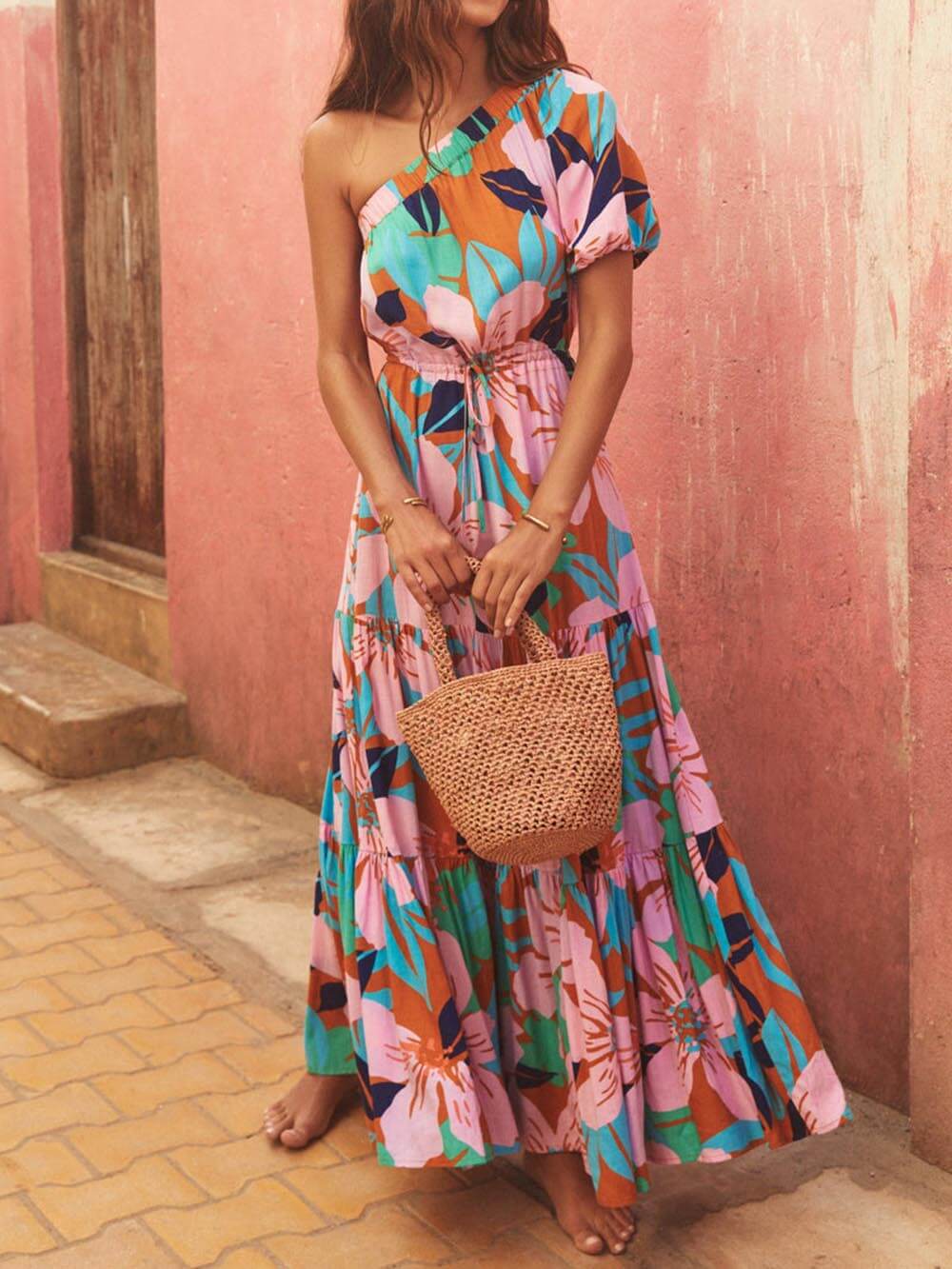 Schulterfreies Kleid mit Blumenmuster im Urlaubsstil und Palmenblatt-Print