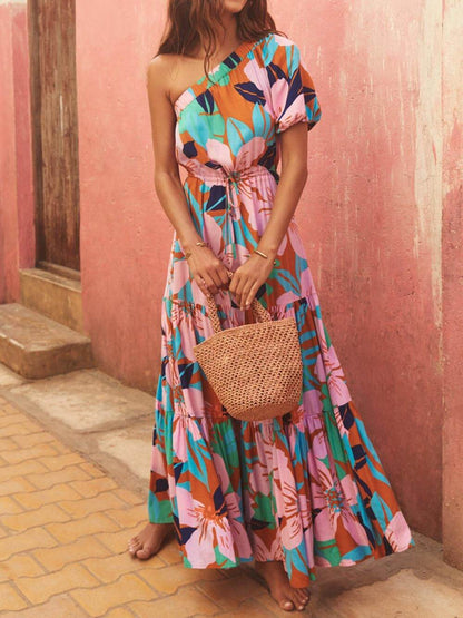 Schulterfreies Kleid mit Blumenmuster im Urlaubsstil und Palmenblatt-Print