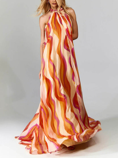 Elegantes geflochtenes Neckholder-Maxikleid mit Wellenmuster