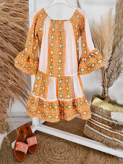 Lockeres Minikleid aus Leinenmischung mit ethnischem Print und schulterfreiem Schnitt