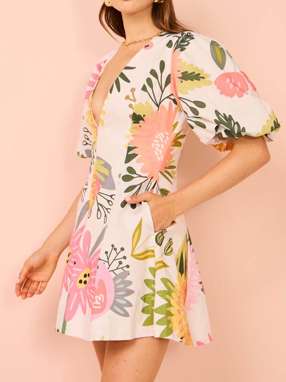 Minikleid mit Puffärmeln, Blumenmuster und Taschen