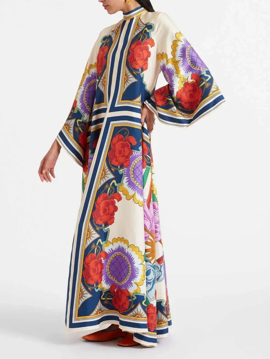 Exquisites Maxikleid mit Blumendruck und drapierten Wasserfallärmeln