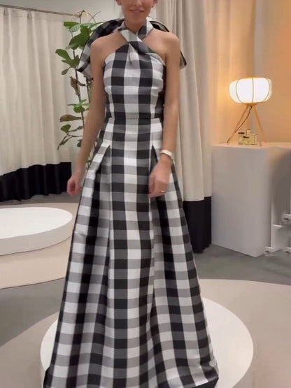 Klassisches Neckholder-Maxikleid mit Karomuster