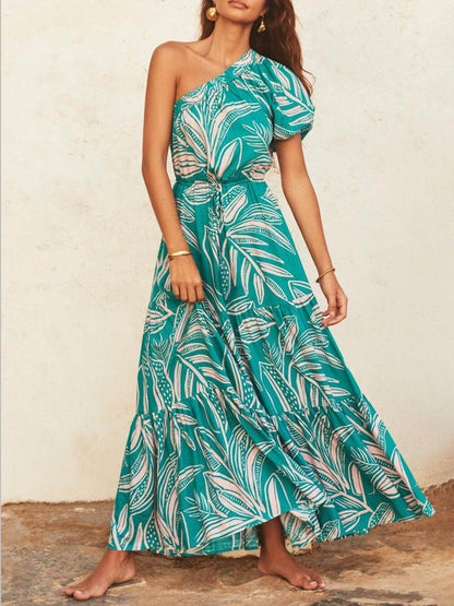 Schulterfreies Kleid mit Blumenmuster im Urlaubsstil und Palmenblatt-Print