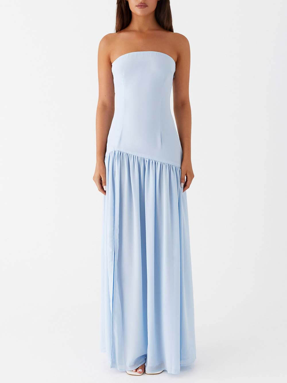 Exquisites rückenfreies, trägerloses Maxikleid mit Falten