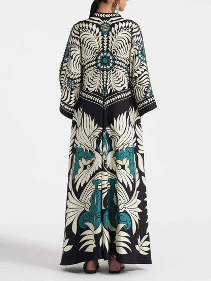 Elegantes Maxikleid mit Blumendruck und Wasserfallärmeln