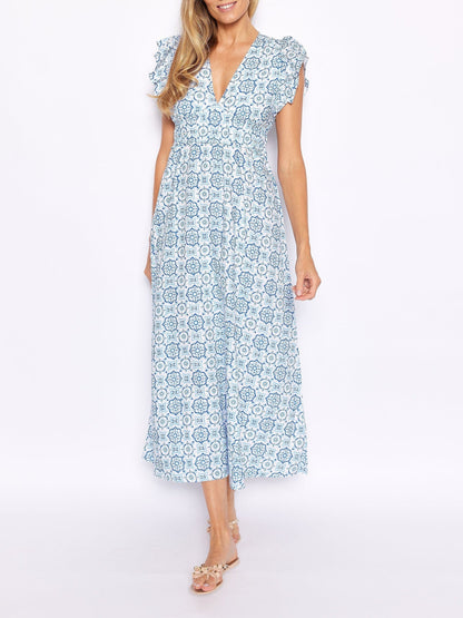 Blaues Maxikleid mit V-Ausschnitt und Flügelärmeln und Medaillon