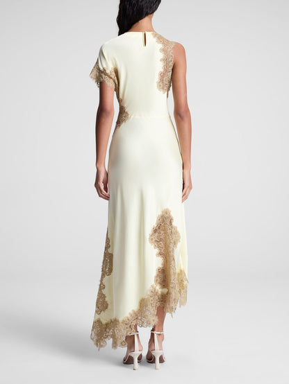 Maxikleid aus Satin und Spitze