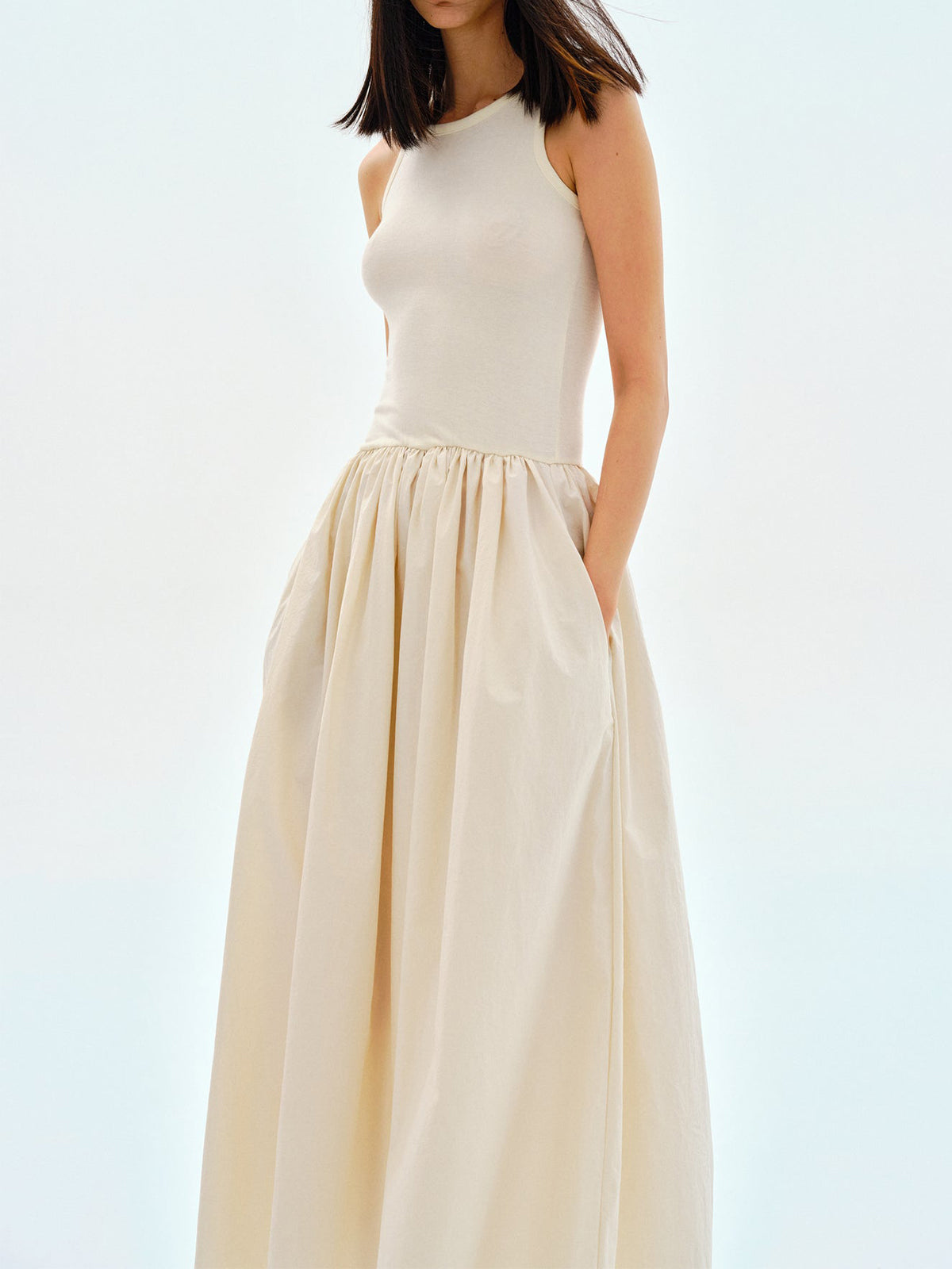 Freizeit-Langkleid mit Rundhalsausschnitt 