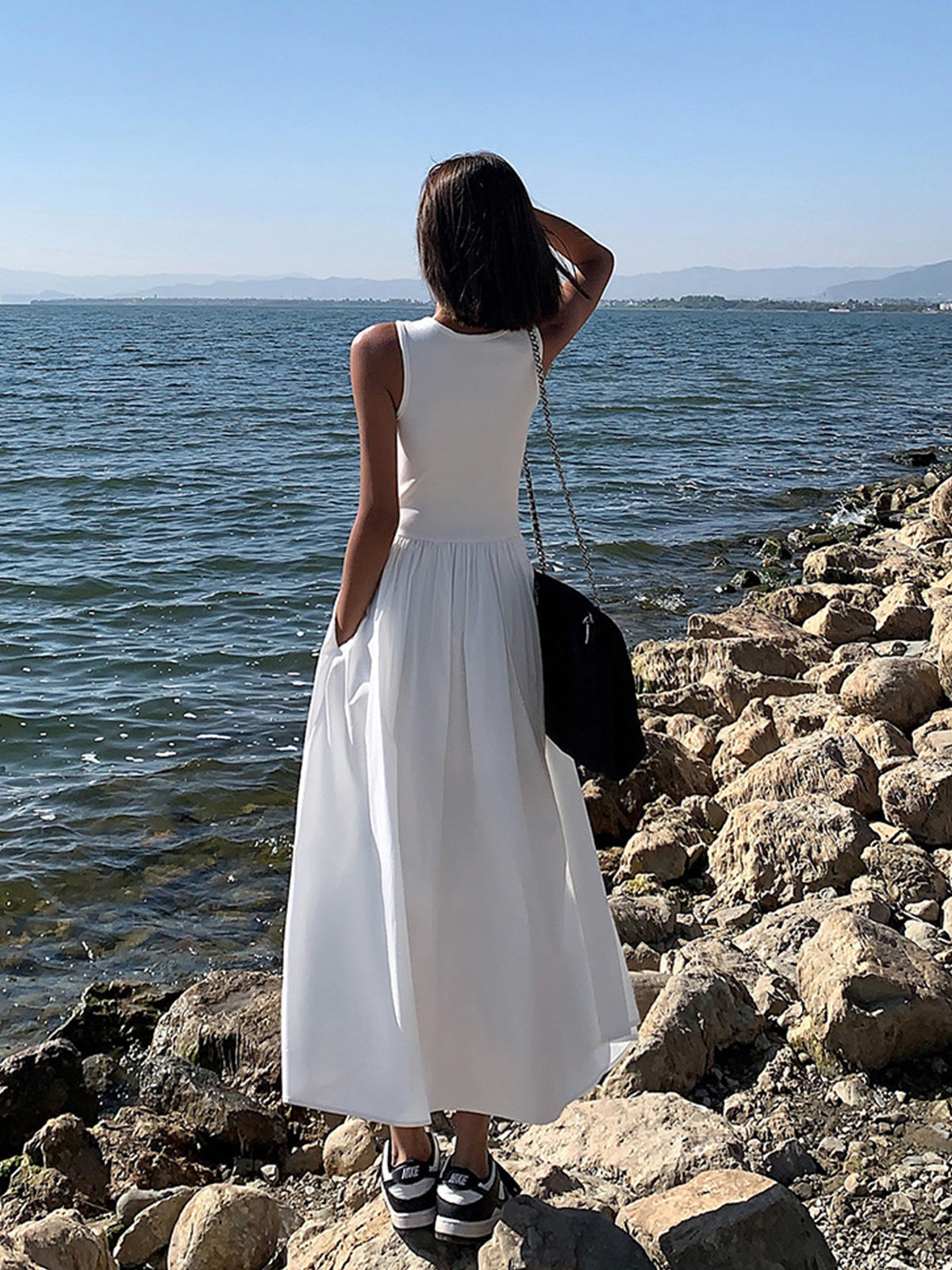Freizeit-Langkleid mit Rundhalsausschnitt 