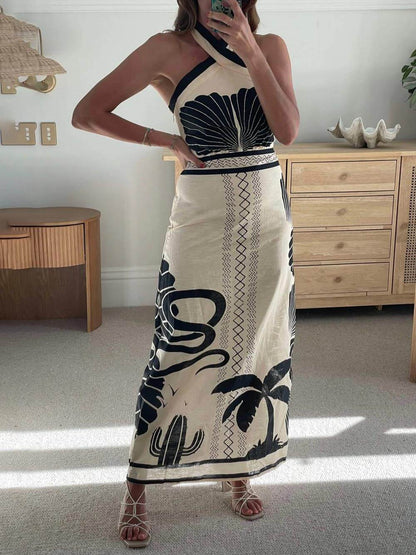 Elegantes und sexy Slim-Fit-Maxikleid mit Neckholder und ethnischem Print